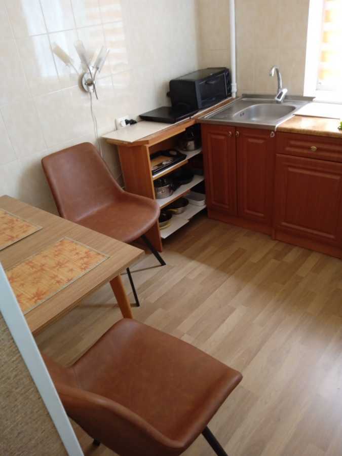 Оренда 2-кімнатної квартири 53 м², Єреванська вул., 5