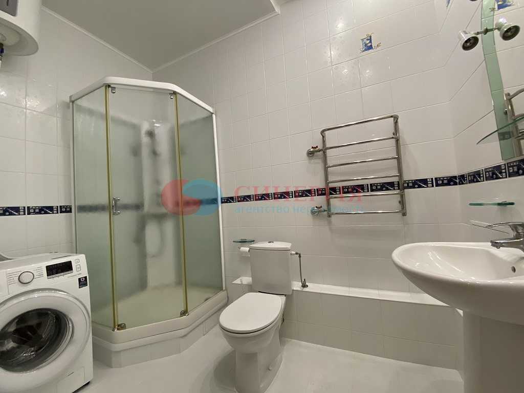 Аренда 4-комнатной квартиры 176 м², Тургенєвська, 49