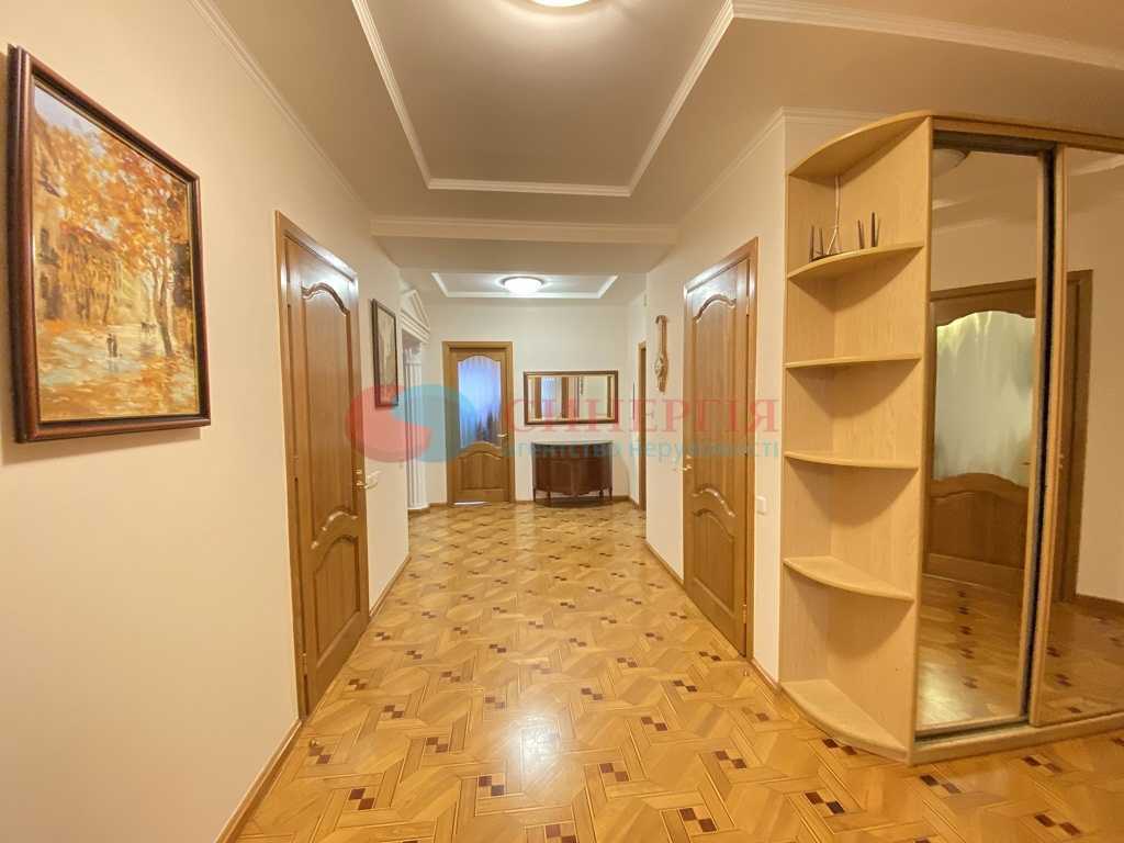 Аренда 4-комнатной квартиры 176 м², Тургенєвська, 49