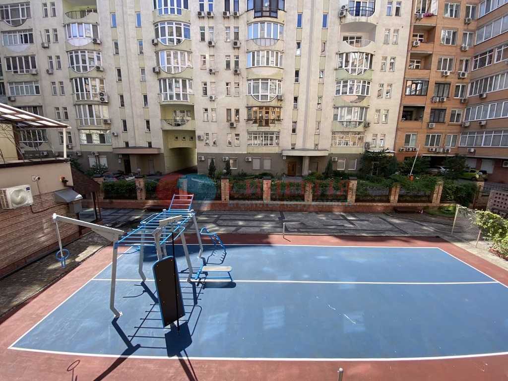 Аренда 4-комнатной квартиры 176 м², Тургенєвська, 49