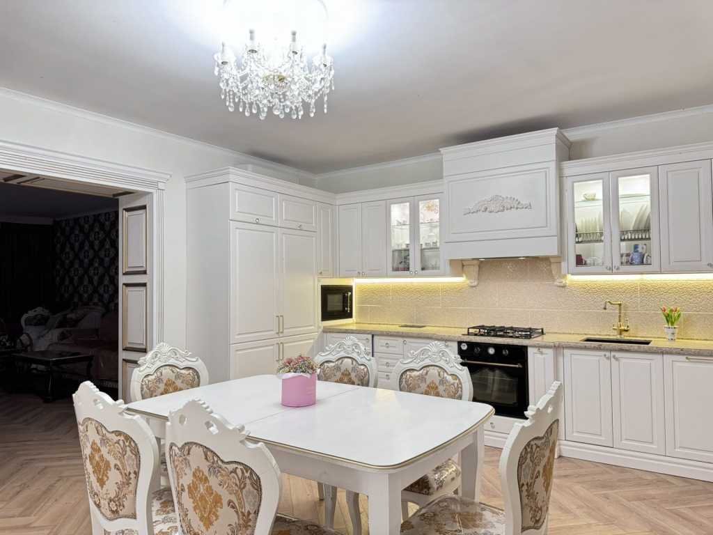 Продажа коттеджа 220 м², Евгения Гребинки ул.