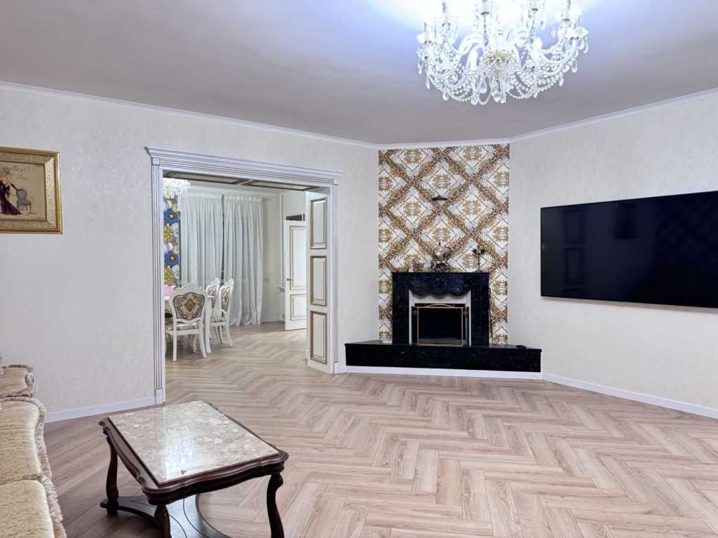 Продажа коттеджа 220 м², Евгения Гребинки ул.