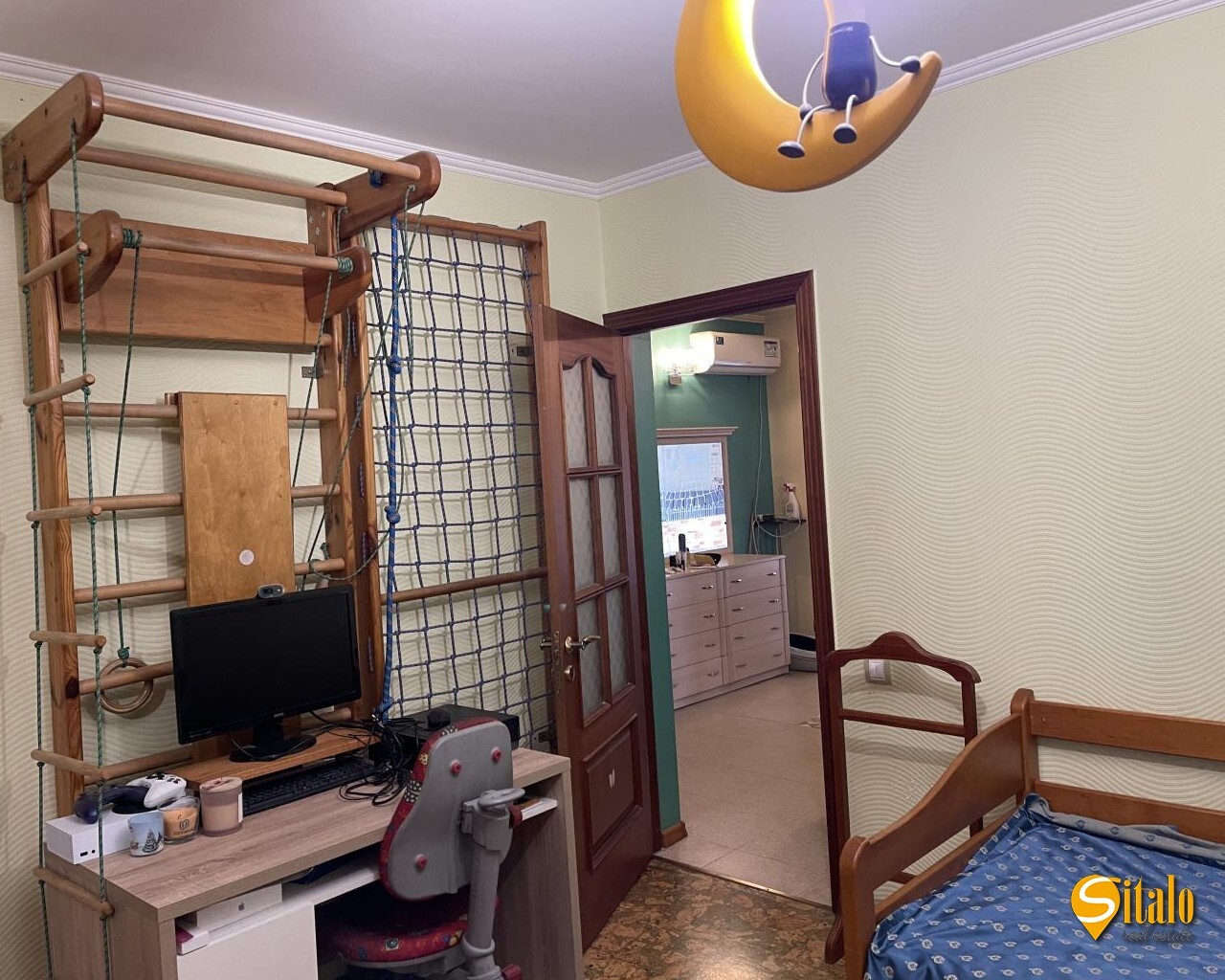 Продаж 4-кімнатної квартири 93 м², Володимира Маяковського просп., 5А