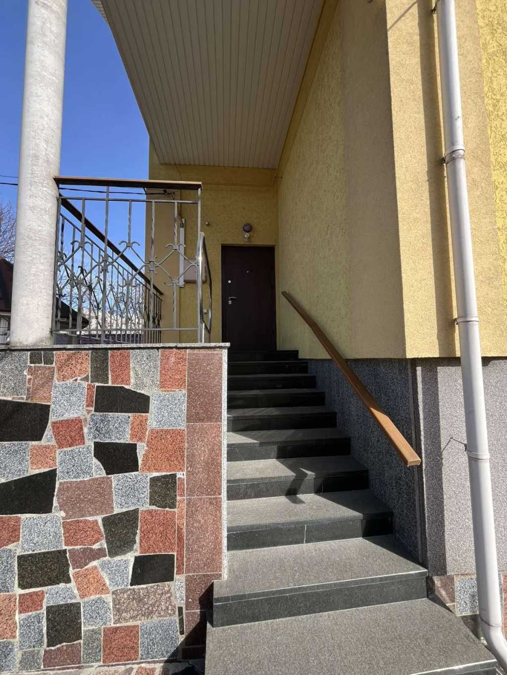Продажа коттеджа 90 м², Левка Ревуцкого ул.