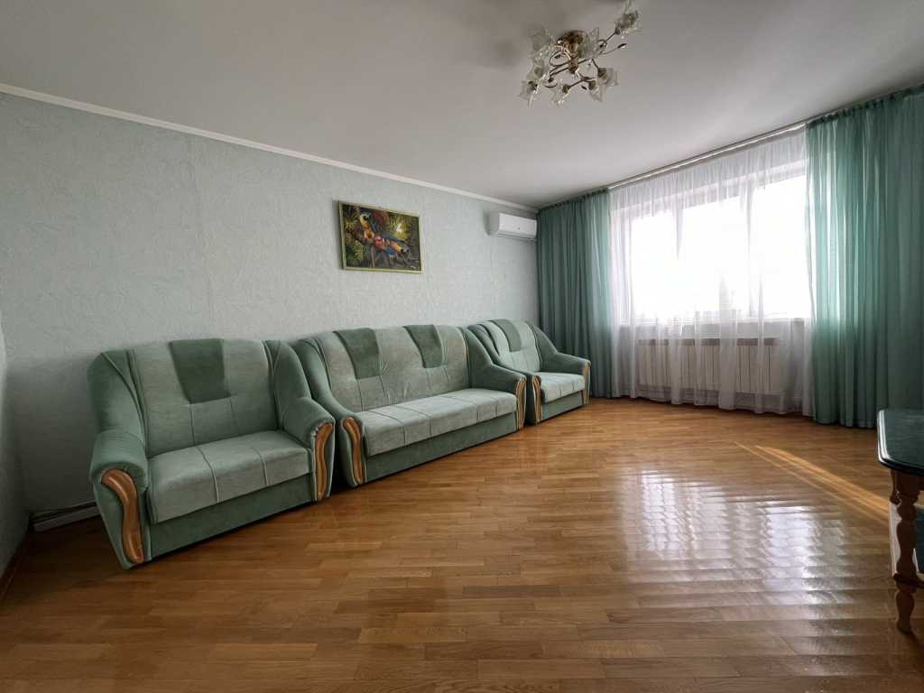 Продажа коттеджа 90 м², Левка Ревуцкого ул.