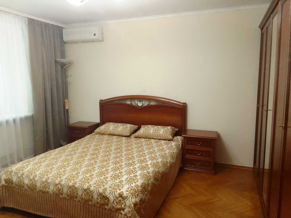Аренда 4-комнатной квартиры 110 м², Тургеневская ул., 16