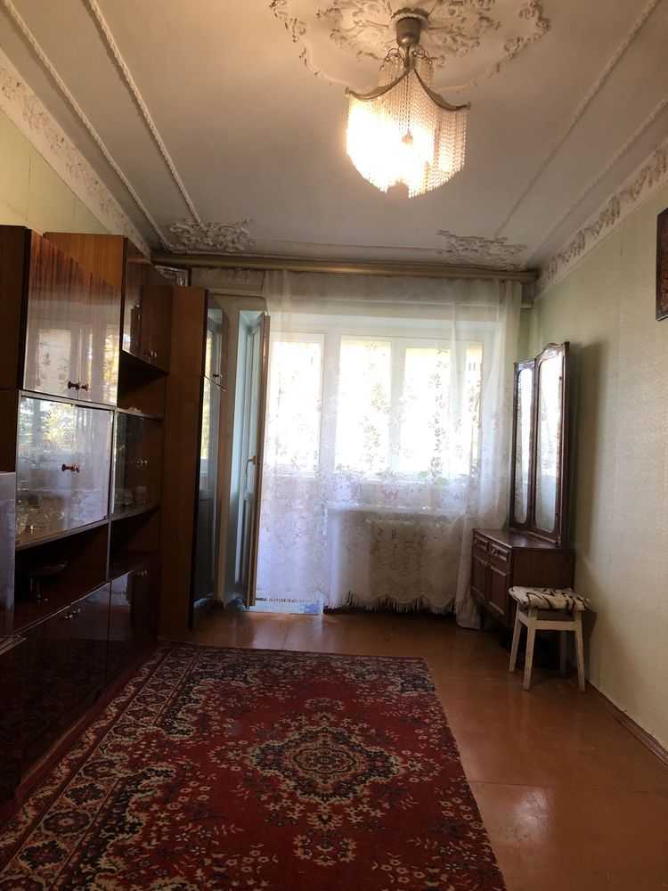Продажа 3-комнатной квартиры 50.7 м², Кирилловская ул., 110