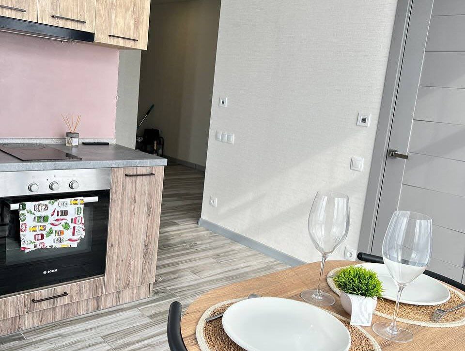 Продаж 1-кімнатної квартири 40 м², Ульянова вул.