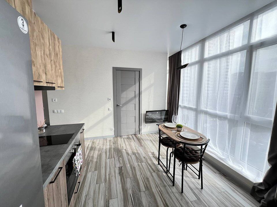 Продаж 1-кімнатної квартири 40 м², Ульянова вул.