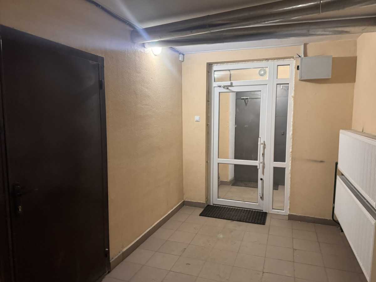 Продажа 1-комнатной квартиры 48 м², Драгоманова ул., 6Б