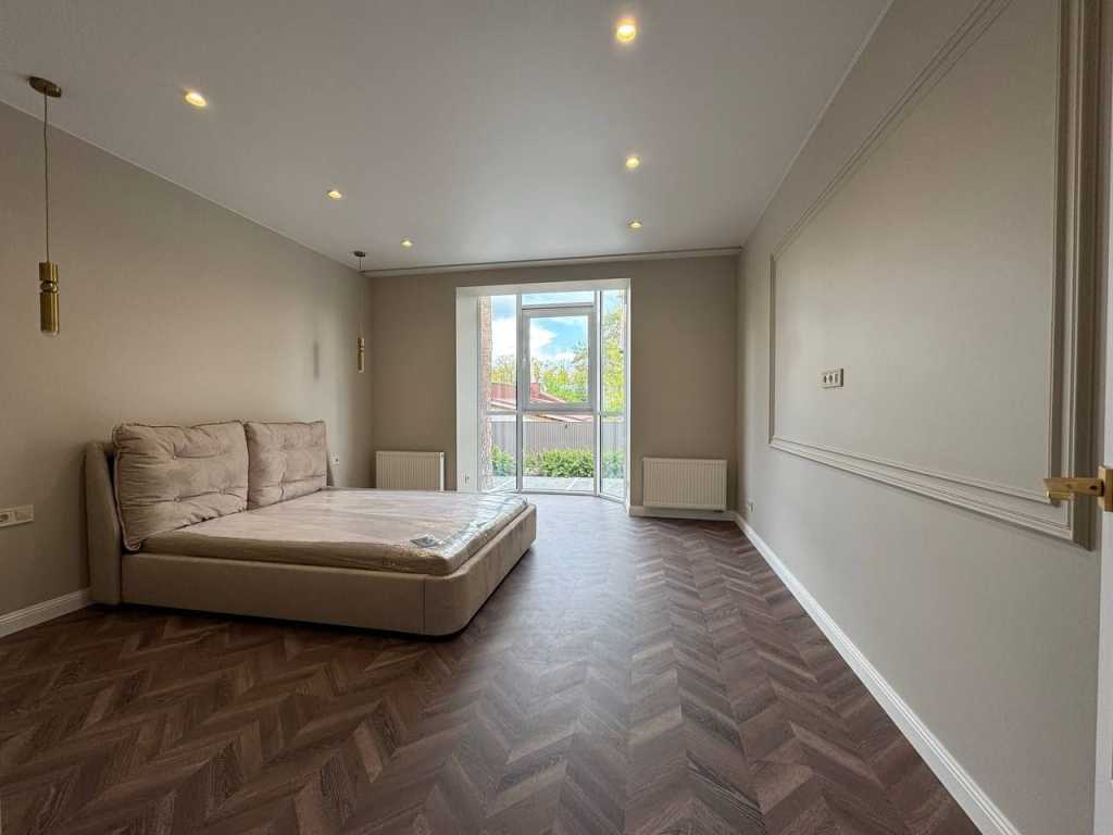 Продажа 2-комнатной квартиры 73 м², Лысенко ул., 10