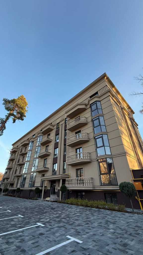 Продажа 2-комнатной квартиры 73 м², Лысенко ул., 10