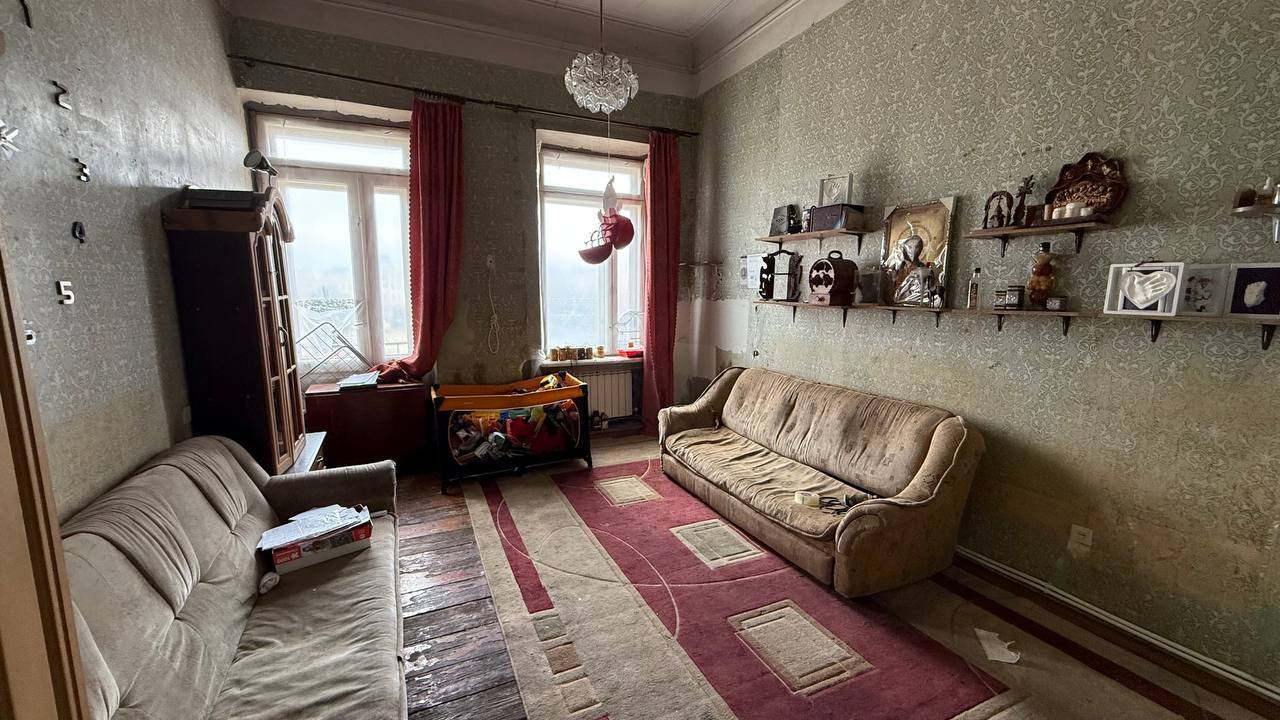 Продажа 2-комнатной квартиры 68 м², Дмитрия Яворницкого просп.