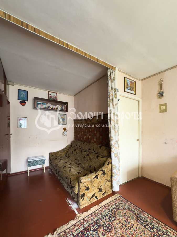 Продаж 1-кімнатної квартири 36 м², Симиренка вул., 18А