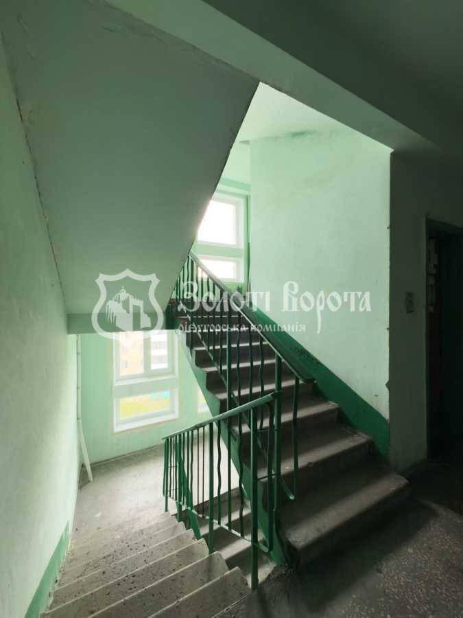 Продаж 1-кімнатної квартири 36 м², Симиренка вул., 18А