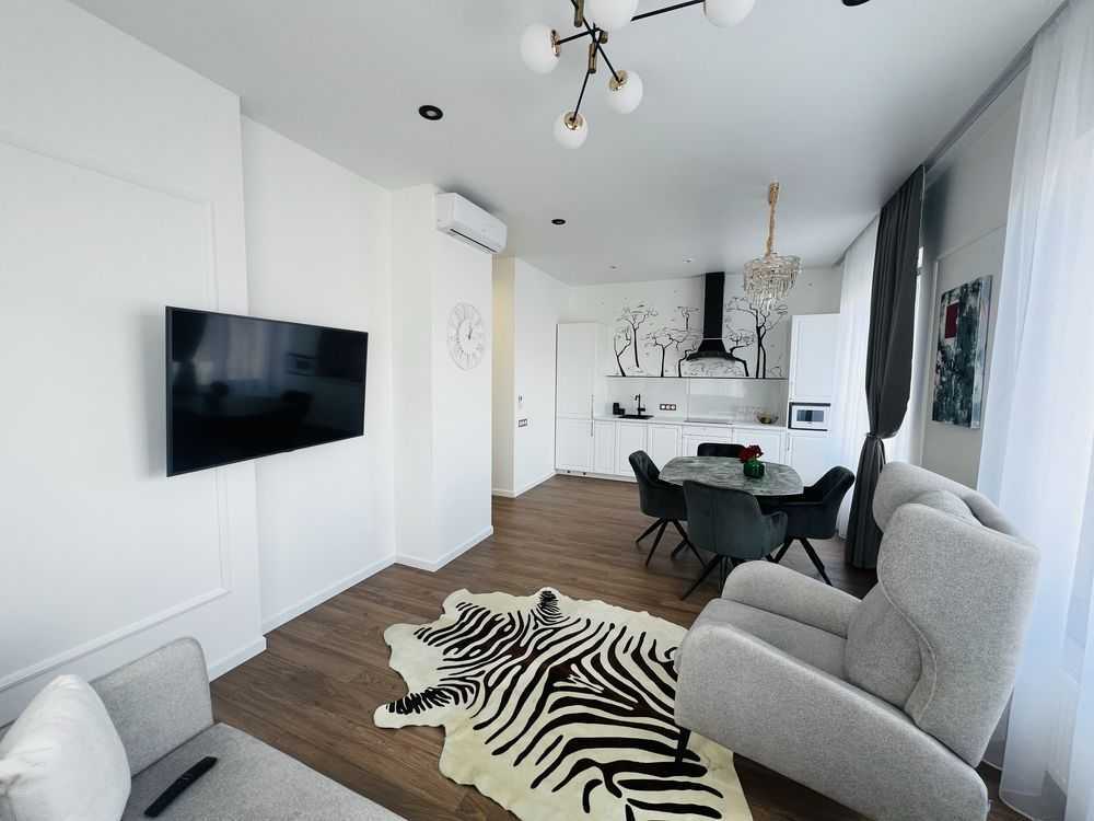 Аренда 1-комнатной квартиры 52 м², Владимирская ул., 86а