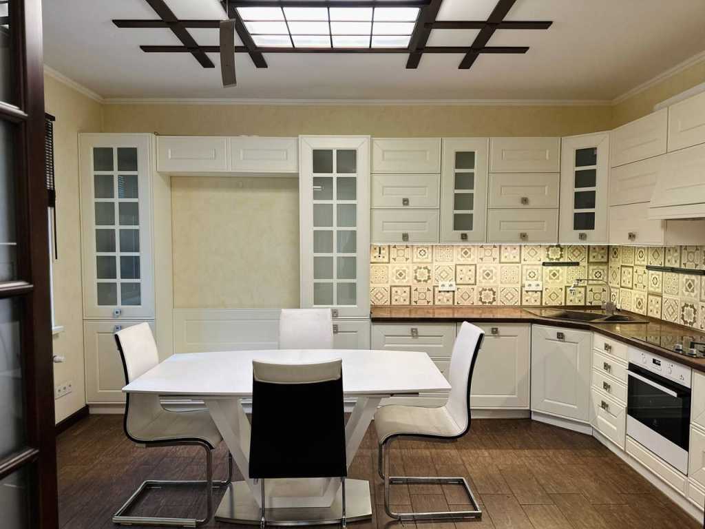 Продажа коттеджа 170 м², Киево-Мироцкая ул.