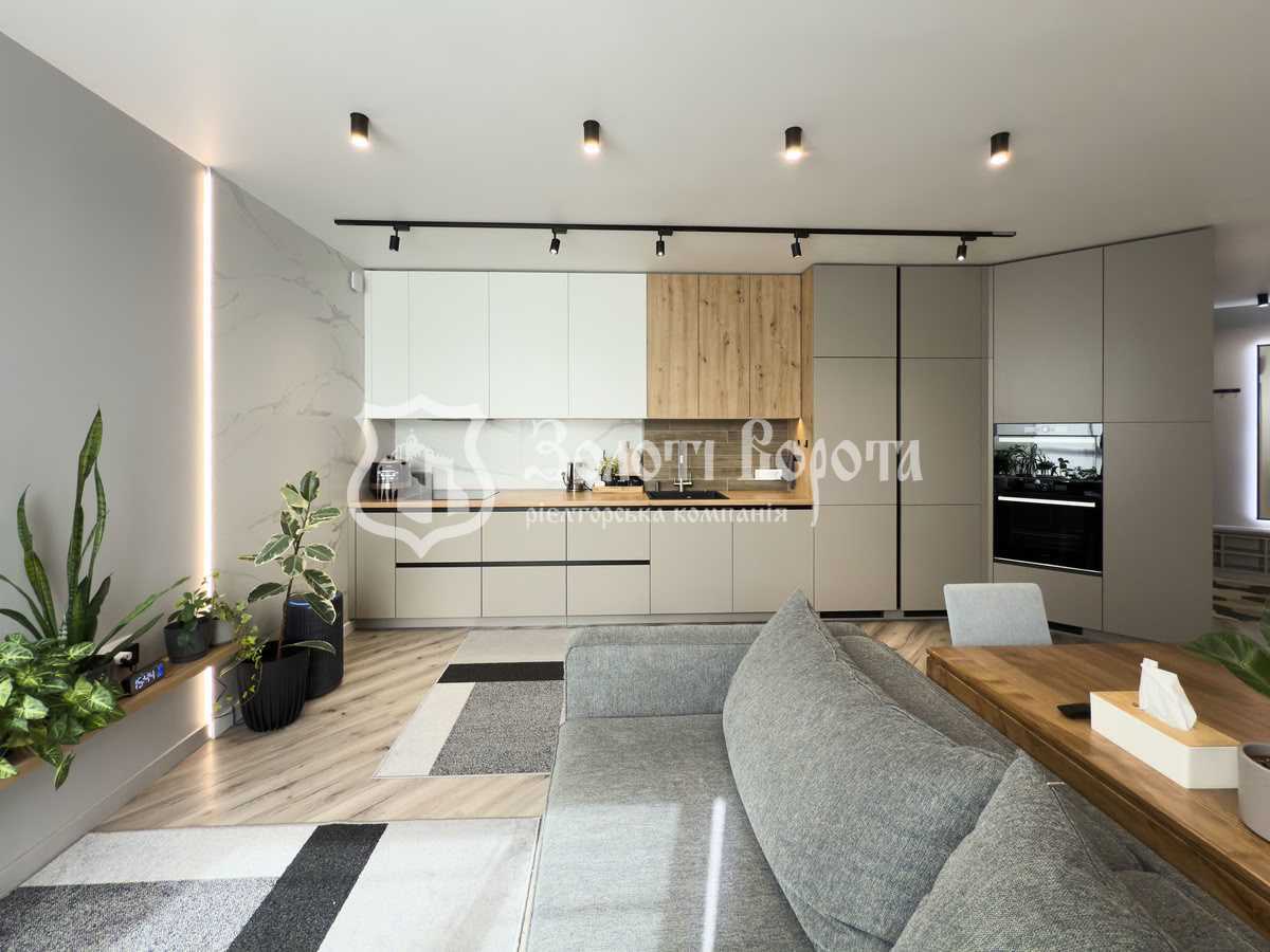 Продажа 2-комнатной квартиры 78 м², Радистов ул., 40в