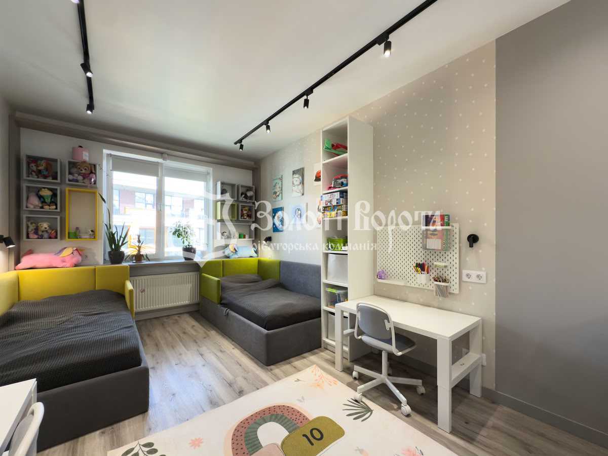 Продажа 2-комнатной квартиры 78 м², Радистов ул., 40в