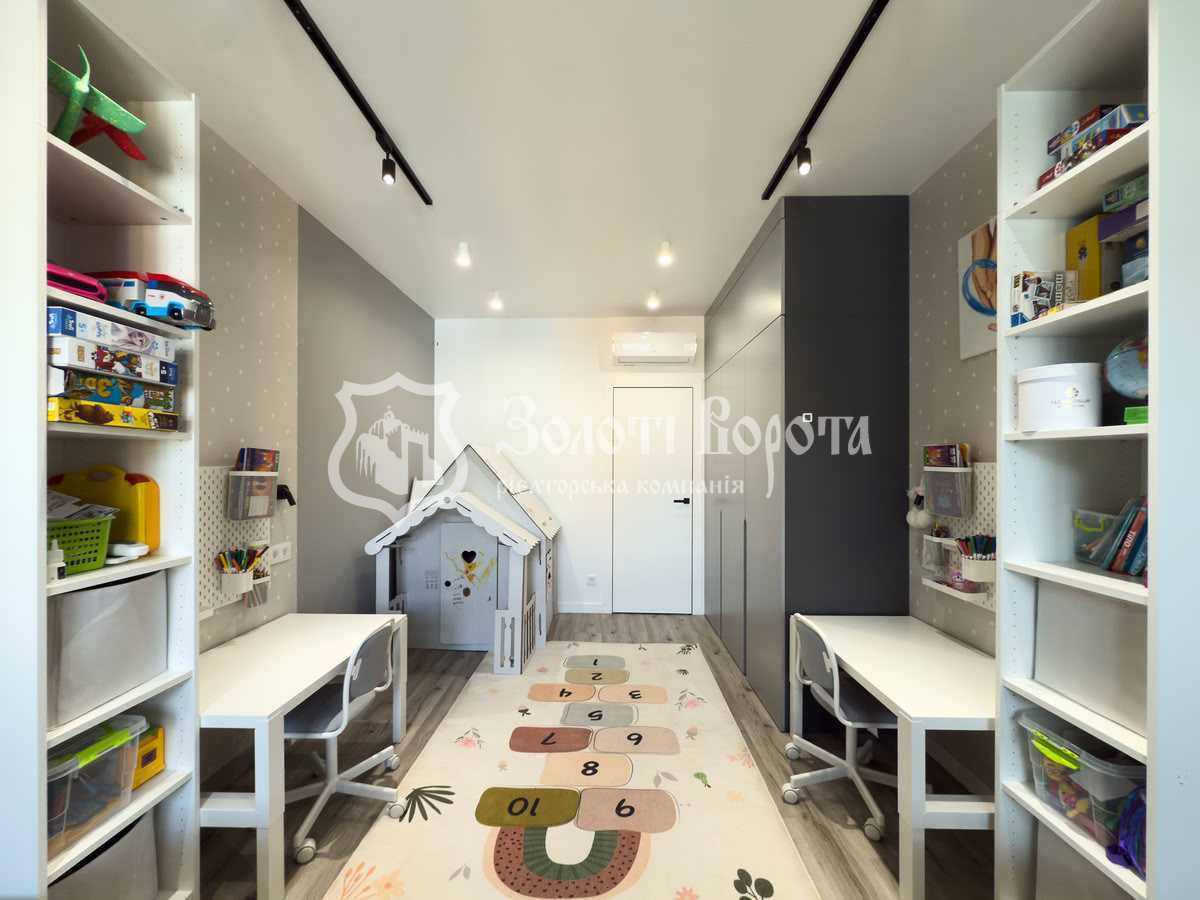 Продажа 2-комнатной квартиры 78 м², Радистов ул., 40в