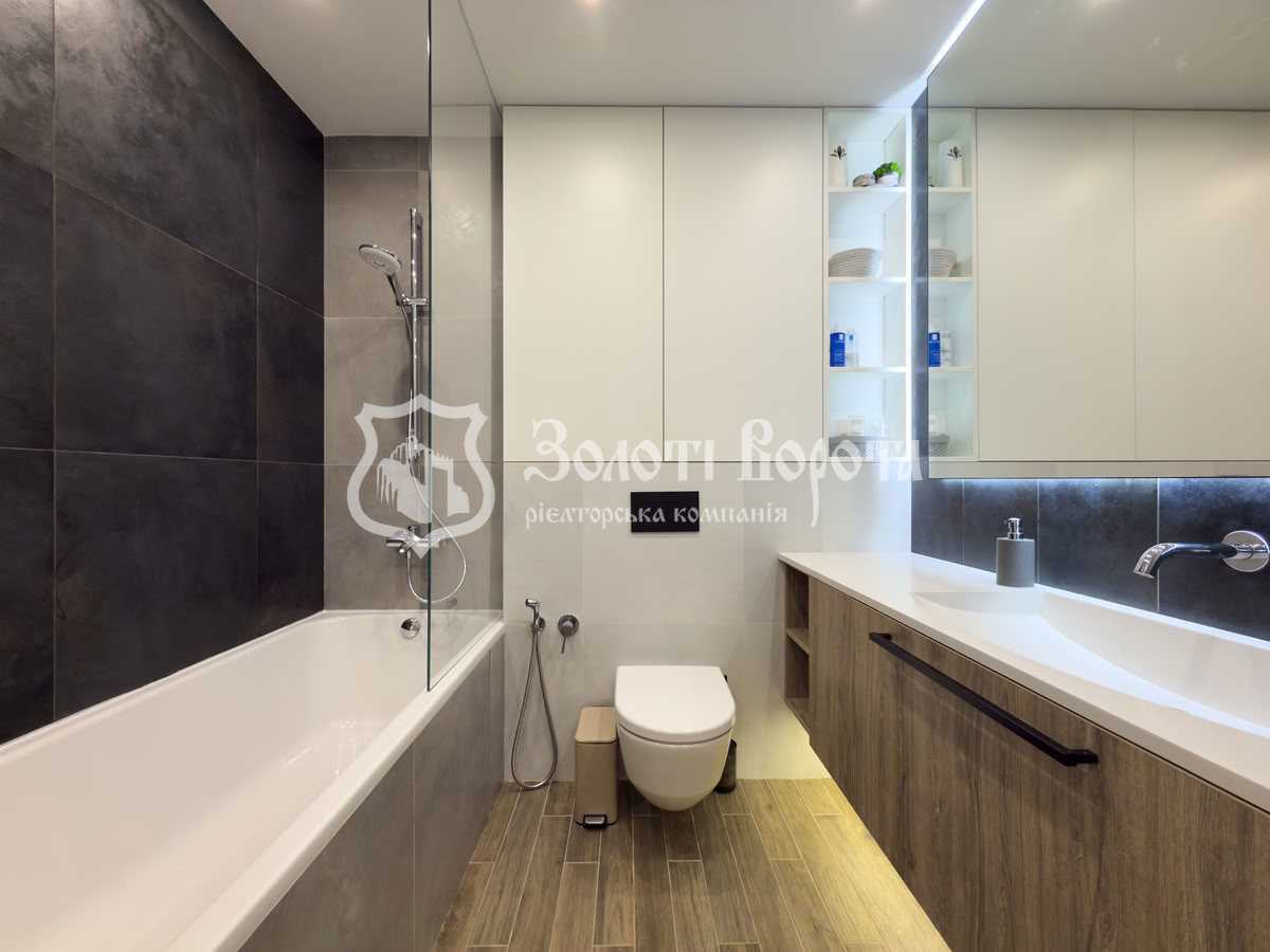 Продажа 2-комнатной квартиры 78 м², Радистов ул., 40в