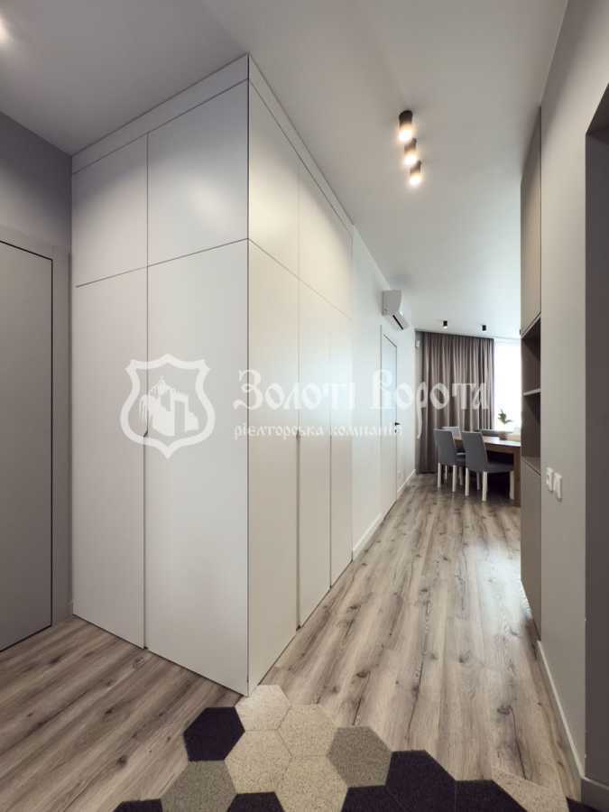Продажа 2-комнатной квартиры 78 м², Радистов ул., 40в