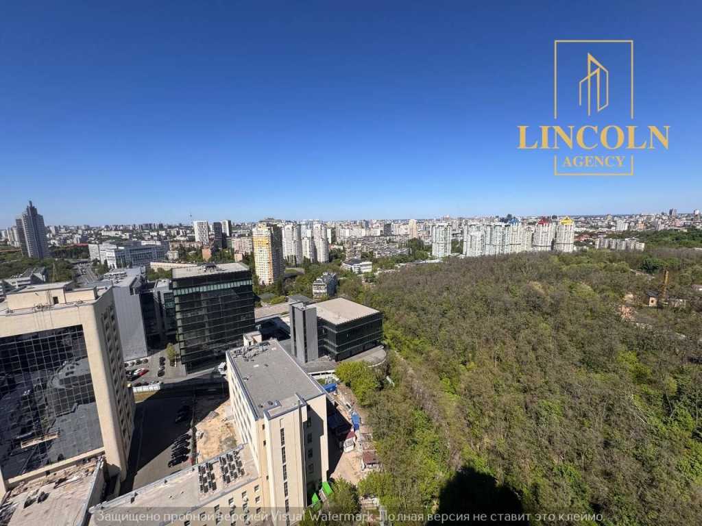Продаж 3-кімнатної квартири 130 м², Солом'янська вул., 15А