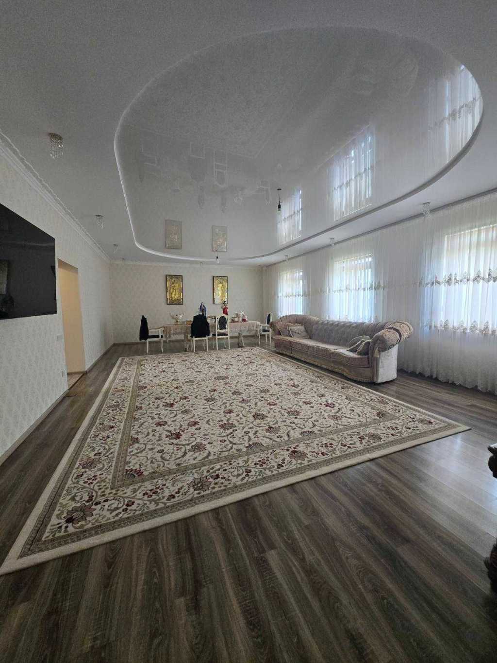 Продаж будинку 250 м², Соснова вул.