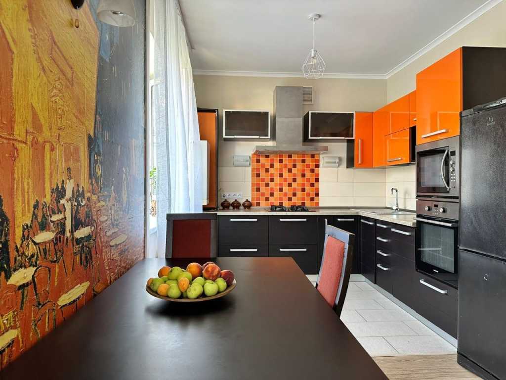 Продажа 3-комнатной квартиры 130 м², Леси Украинки ул.