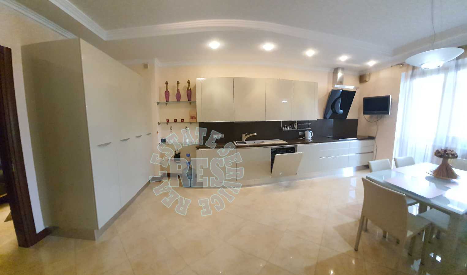 Аренда 3-комнатной квартиры 150 м², Уликовая ул., Тургенєвська, 28а-30а