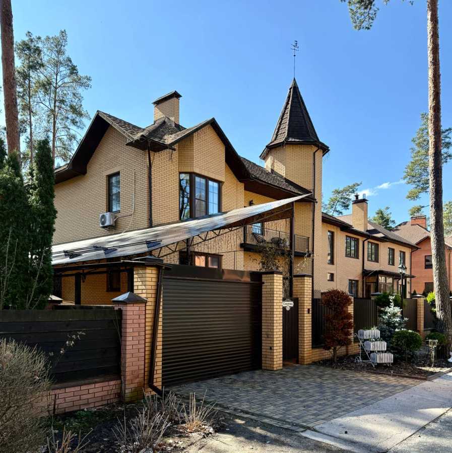 Продажа дома 250 м², Садовая ул., Сонячна, 6