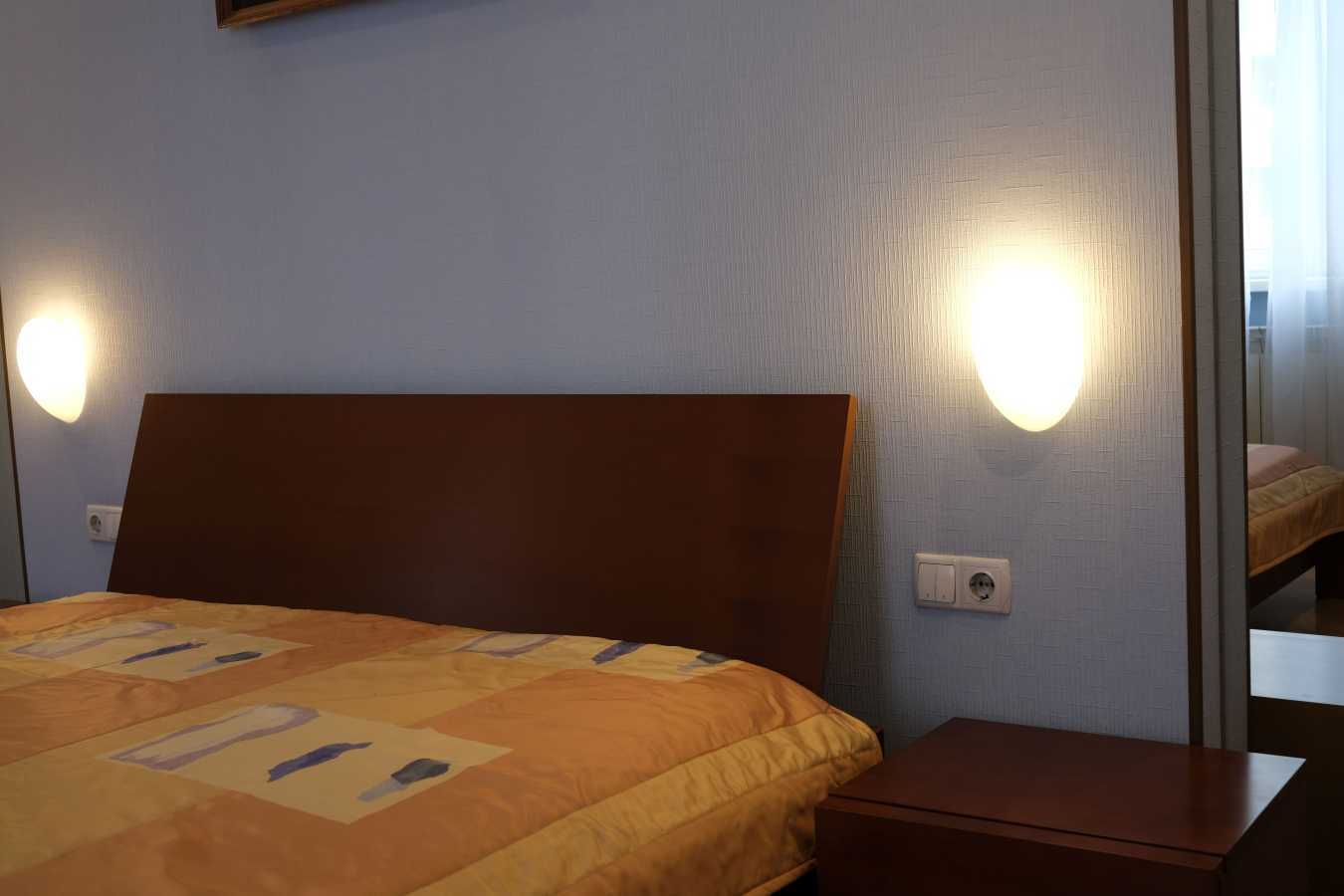 Оренда 3-кімнатної квартири 116.7 м², Урлівська вул., 11/44