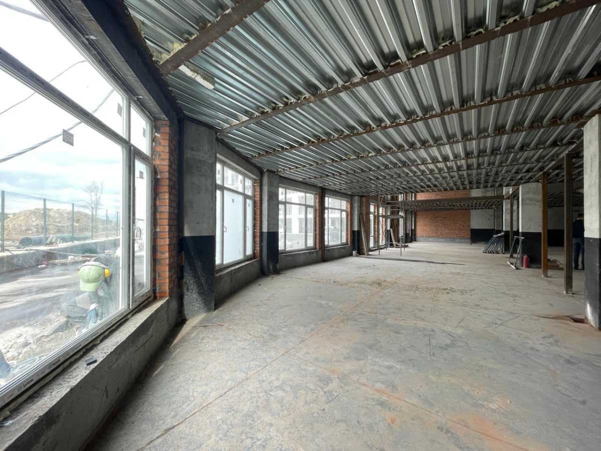 Аренда другого торгового помещения 590 м², Михаила Максимовича ул., 26