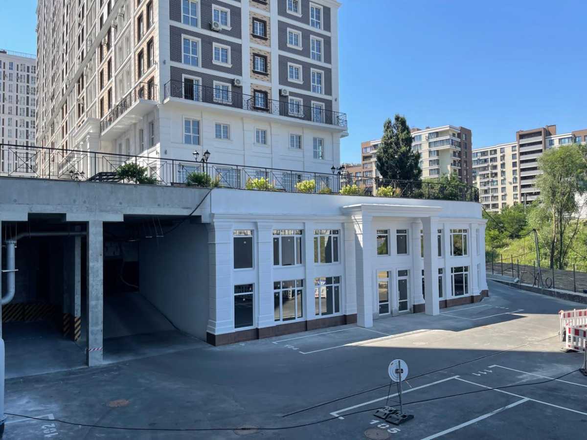 Аренда другого торгового помещения 590 м², Михаила Максимовича ул., 26