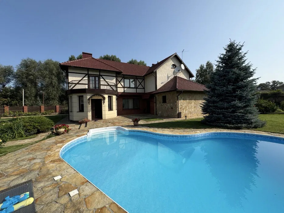 Оренда будинку 280 м²
