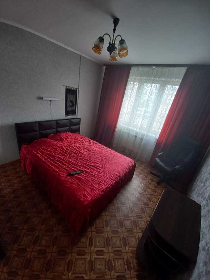 Аренда 2-комнатной квартиры 73 м², Днепровская наб., 25