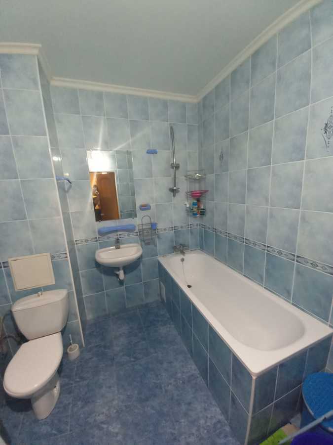 Аренда 2-комнатной квартиры 73 м², Днепровская наб., 25