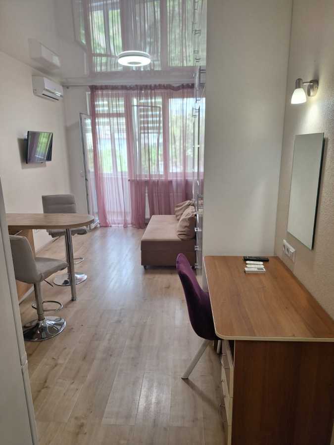 Оренда 1-кімнатної квартири 22 м², Жамбіла Жабаєва вул., 22