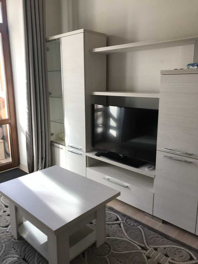 Оренда 2-кімнатної квартири 56 м², Люксембург вул., 16