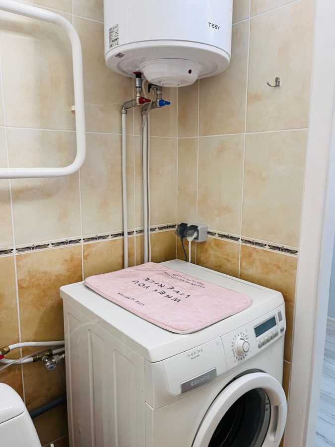 Аренда 1-комнатной квартиры 42 м², Михаила Котельникова ул., Драгоманова, 1к
