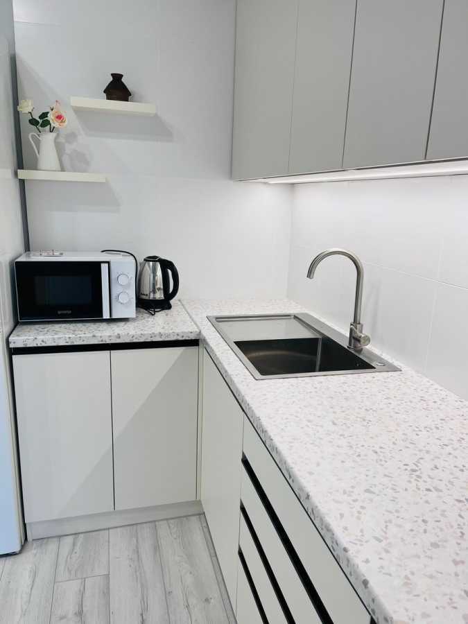Аренда 1-комнатной квартиры 42 м², Михаила Котельникова ул., Драгоманова, 1к