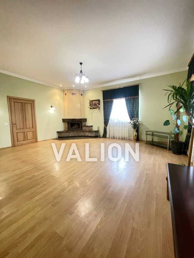 Продажа дома 235.8 м², Парникова