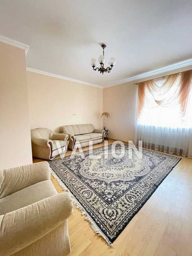 Продажа дома 235.8 м², Парникова
