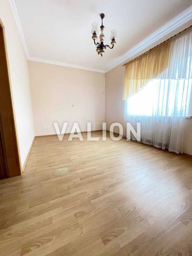 Продажа дома 235.8 м², Парникова