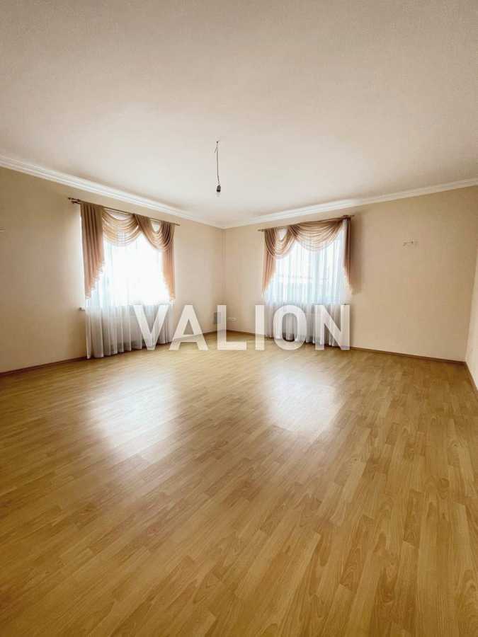 Продажа дома 235.8 м², Парникова