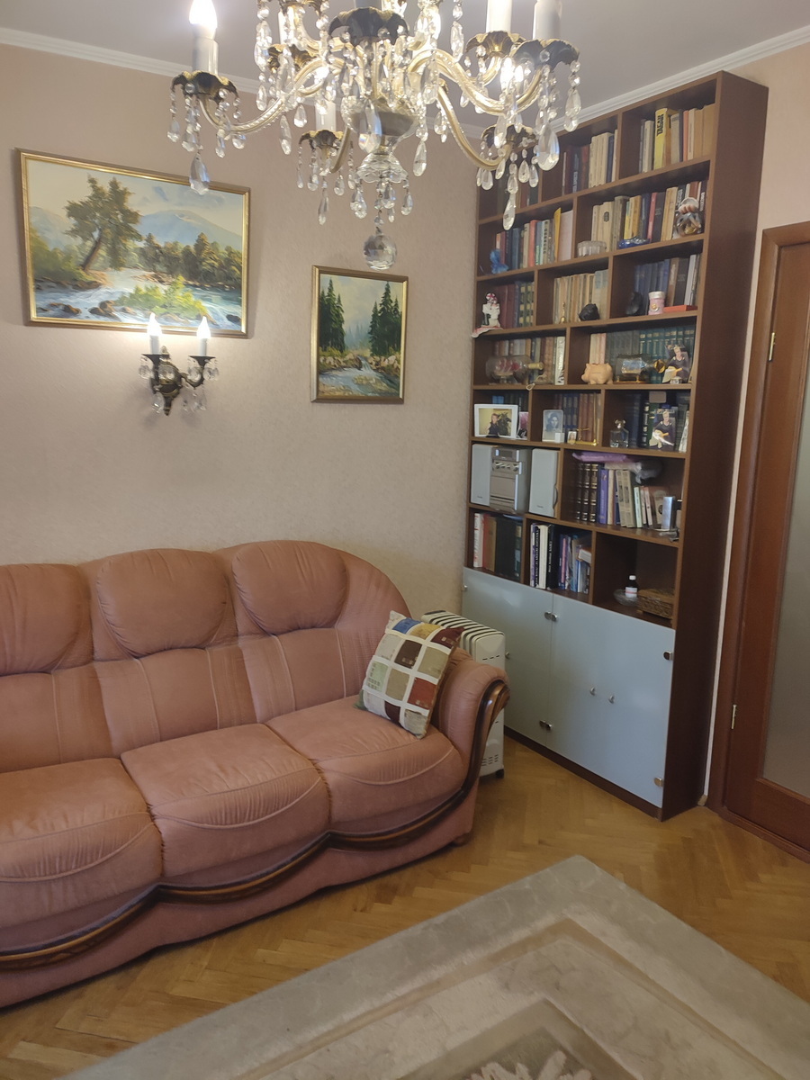 Продаж 2-кімнатної квартири 55 м², Ігорівська вул., 16