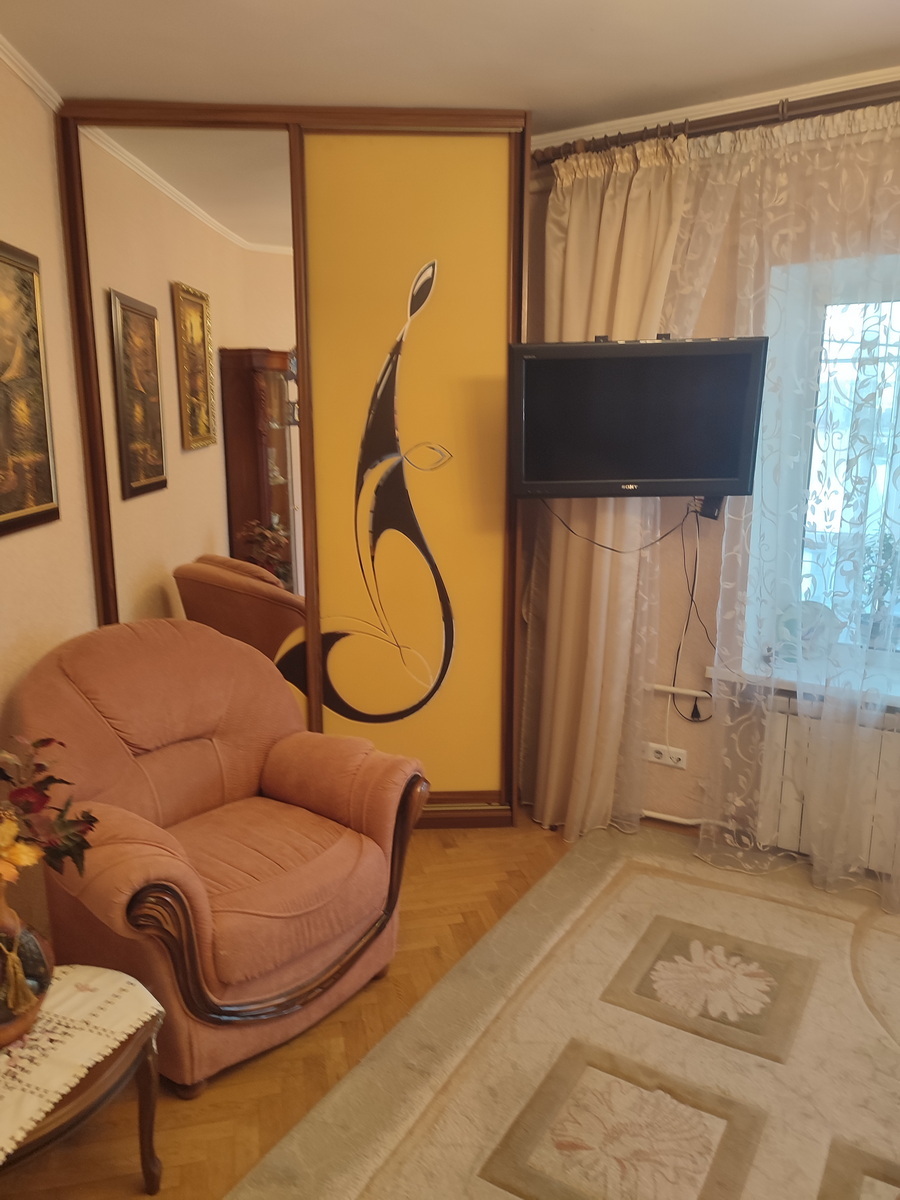 Продаж 2-кімнатної квартири 55 м², Ігорівська вул., 16