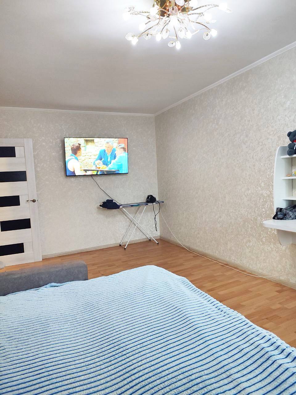 Продаж 2-кімнатної квартири 50 м², Супруна вул.