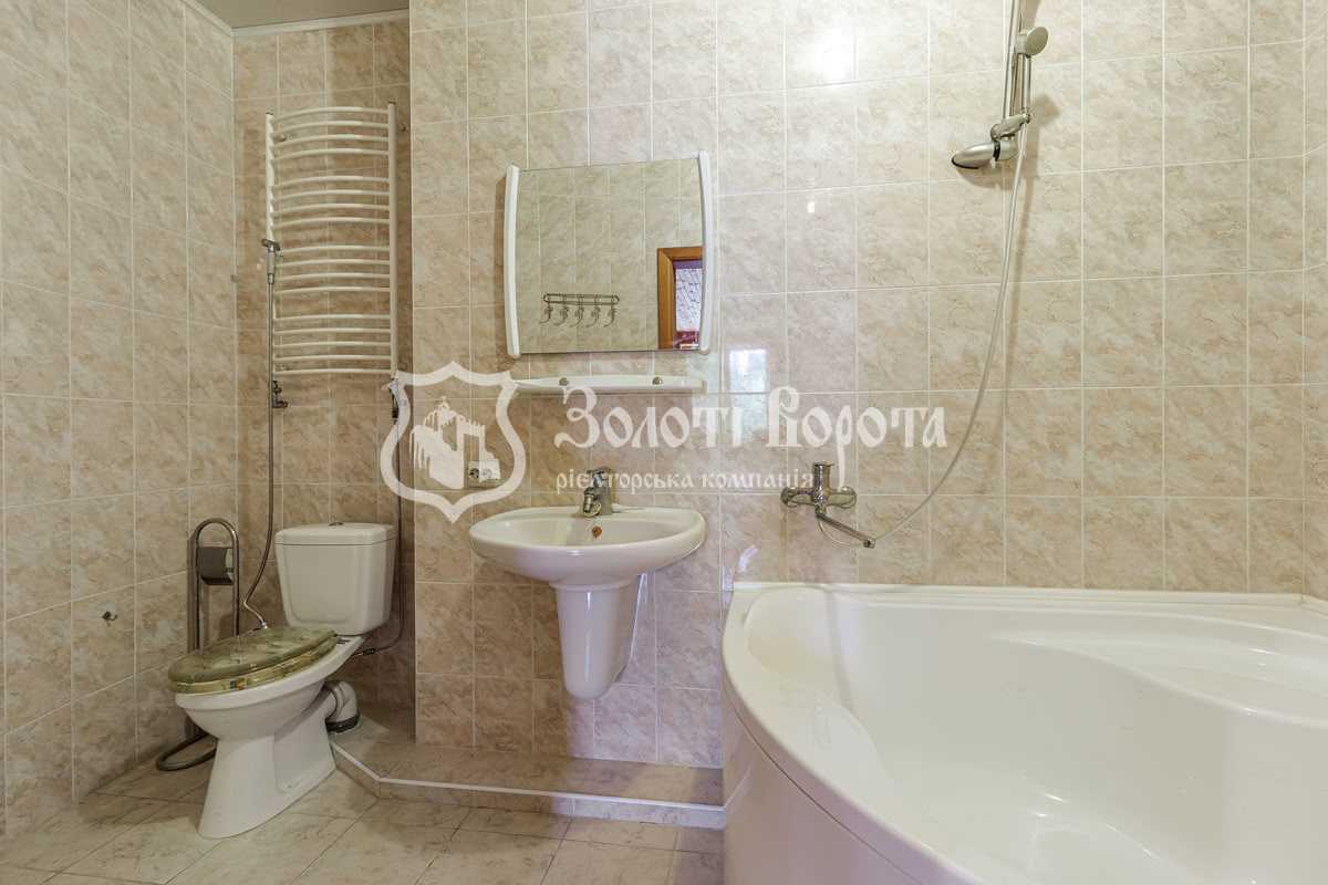 Продаж будинку 400.8 м², Польова, 26