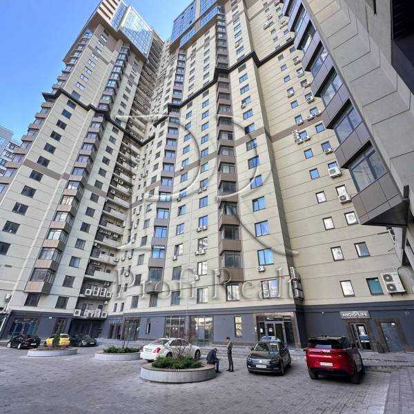 Продажа 3-комнатной квартиры 136 м², Михаила Драгомирова ул., 14А